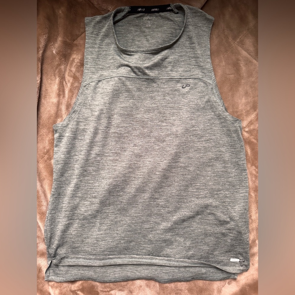 UniPro Gray Workout Performance Sleeveless Muscle Tee - Size M